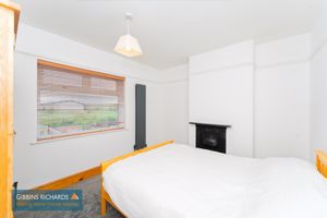 Bedroom- click for photo gallery